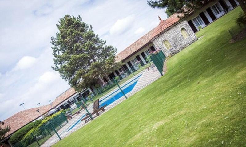 Logis Hotel & Restaurant - Lensotel Kültér fotó